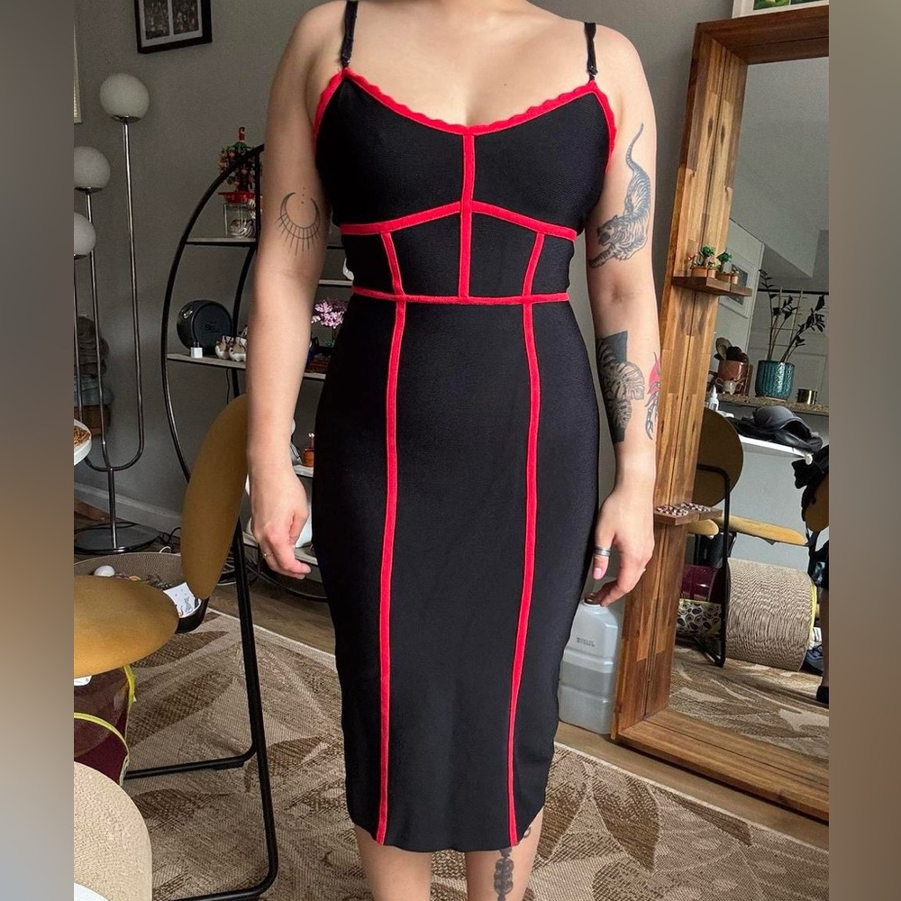 BCBG MAXAZRIA Contrast-Trim Body-Con Dress size small